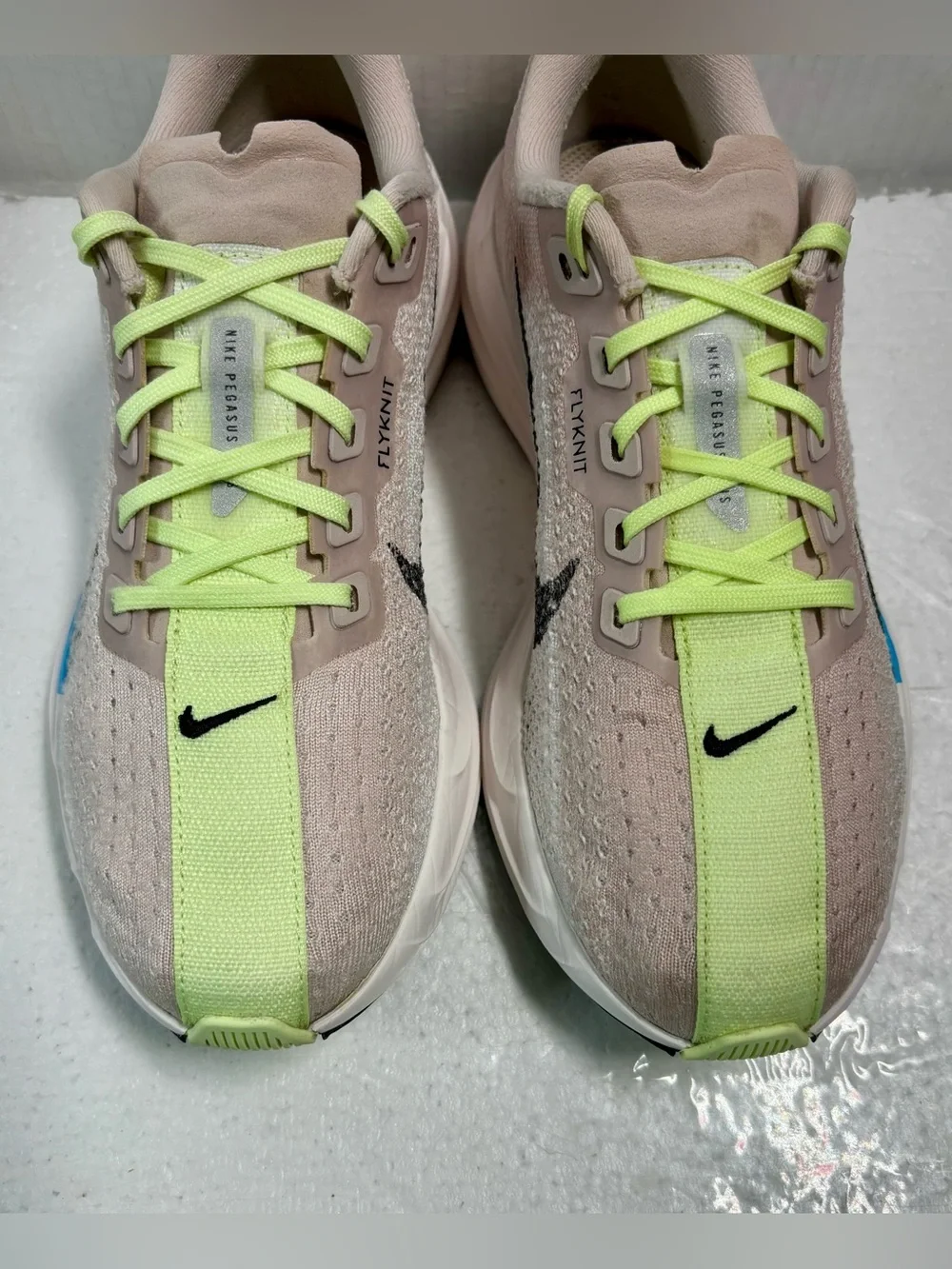 Nike Pegasus, Plus, zoom X, Flyknit Running Shoes - Pale Pink/Neon Yellow Accent